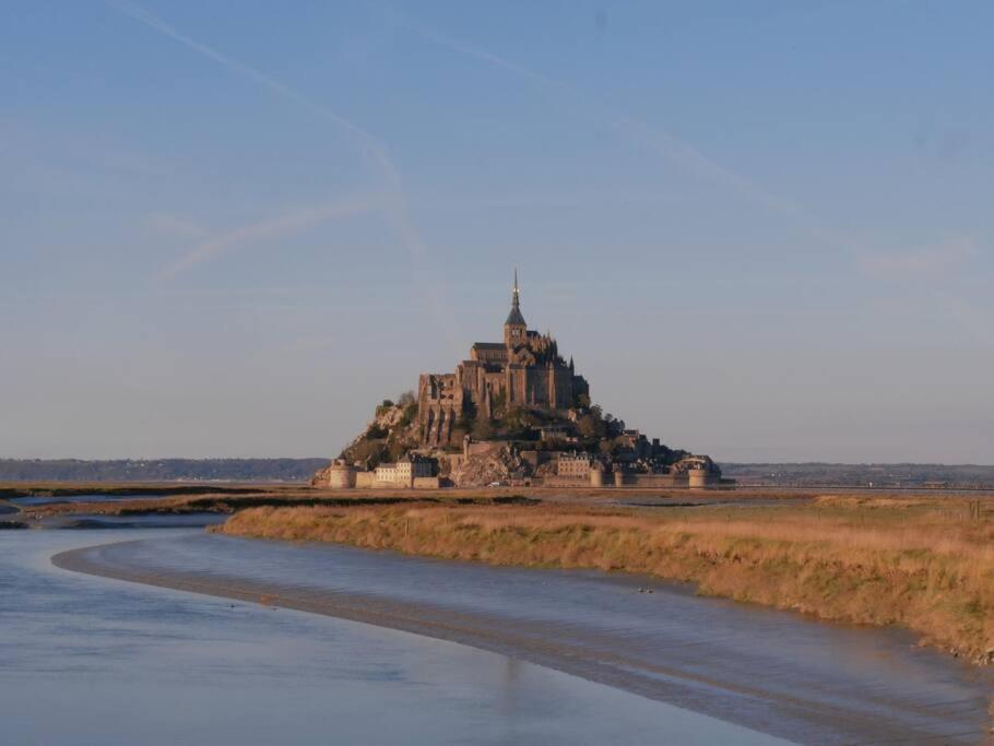 Gite La Mer, A La Campagne En Normandie, Proche Du Mont St Michel Lolif Kültér fotó