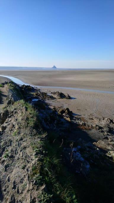 Gite La Mer, A La Campagne En Normandie, Proche Du Mont St Michel Lolif Kültér fotó